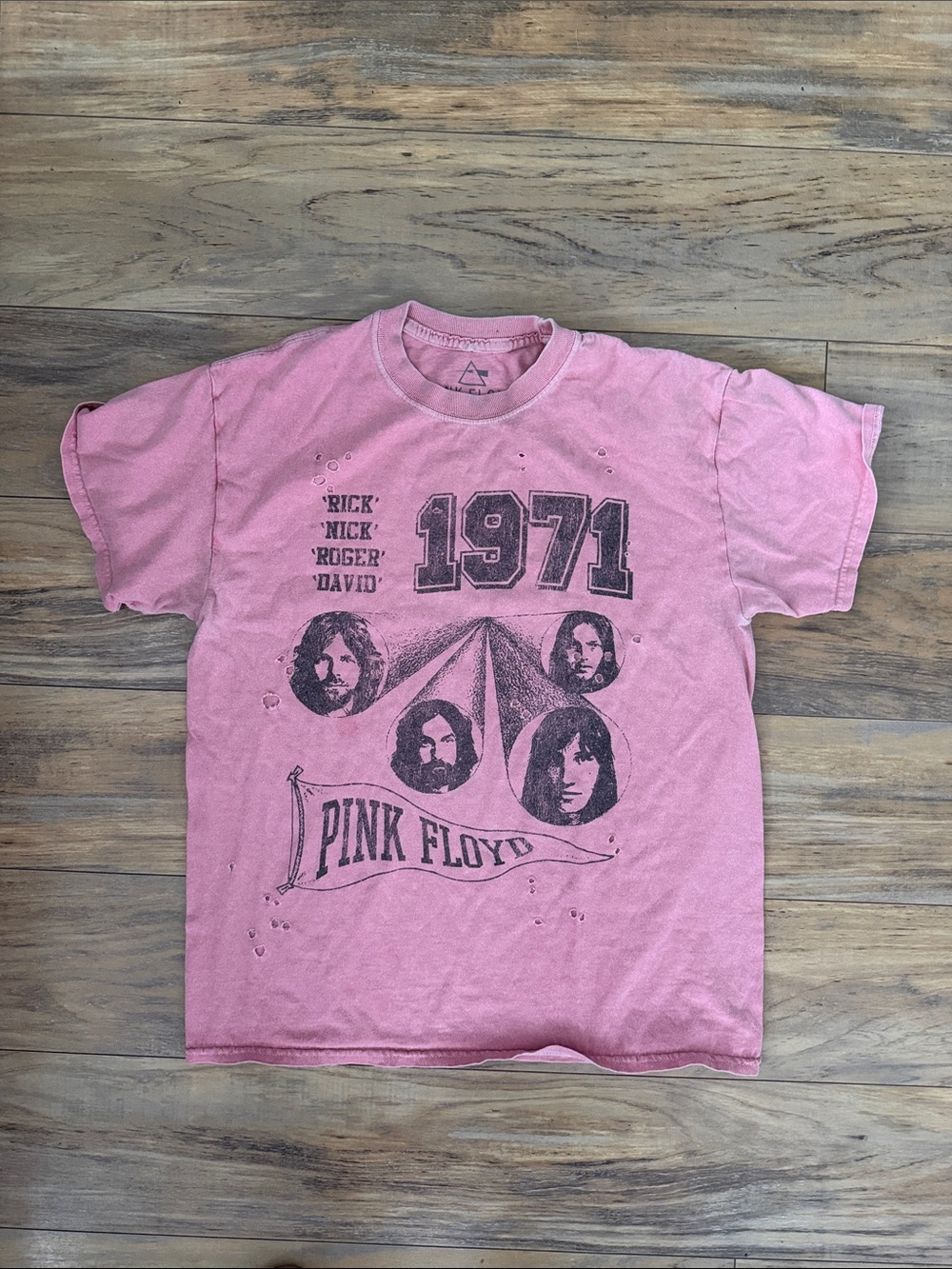 Pink Floyd 1971 Pink Short Sleeve Tee